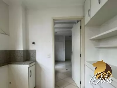 EDIFÍCIO ROSANA Itaim Bibi 198m² 04 Dormitórios 01 Suítes 2 Vagas