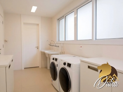 Celebration Itaim Vila Olímpia 275m² 04 Dormitórios 04 Suítes 5 Vagas