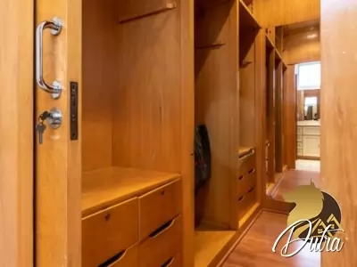 Orleans Bragança Jardim Paulista 493m² 03 Dormitórios 03 Suítes 3 Vagas