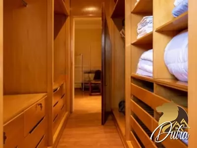 Orleans Bragança Jardim Paulista 493m² 03 Dormitórios 03 Suítes 3 Vagas