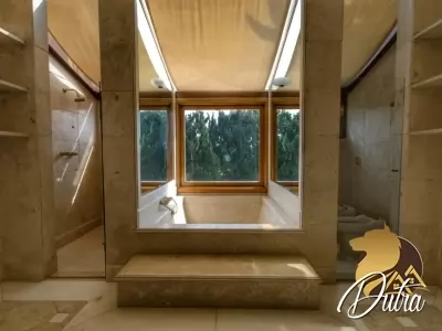 Padrão Jardim Leonor 593m² 04 Dormitórios 03 Suítes 5 Vagas