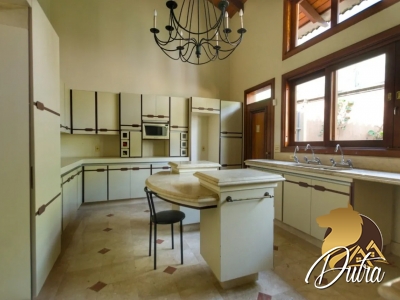 Padrão Jardim Leonor 593m² 04 Dormitórios 03 Suítes 5 Vagas