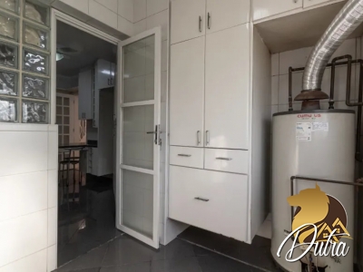 Mansão de Pinheiros Pinheiros 218m² 03 Dormitórios 01 Suítes 2 Vagas