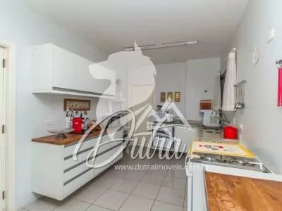 Edifício Monte Alegre Paraiso 167m² 03 Dormitórios 03 Suítes 3 Vagas