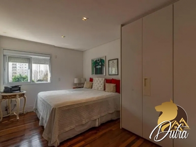 Condomínio Uniqueness Cidade Monções 254m² 04 Dormitórios 04 Suítes 4 Vagas