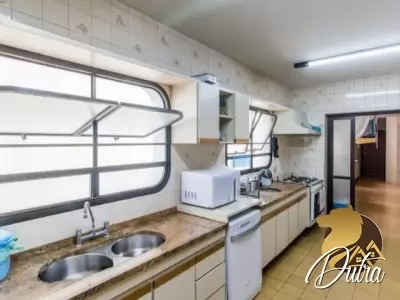 Villa Alexandra Jardim Paulista 293m² 04 Dormitórios 04 Suítes 5 Vagas