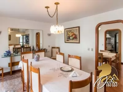 Villa Alexandra Jardim Paulista 293m² 04 Dormitórios 04 Suítes 5 Vagas