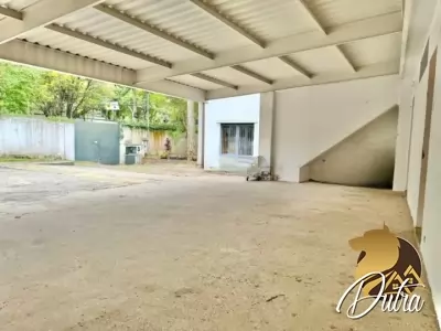 Sobrado Jardim América 550m² 04 Dormitórios 10 Vagas