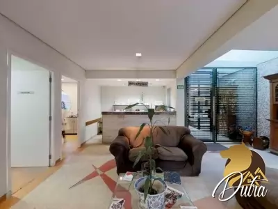 Clínica Indianópolis 335m² 02 Dormitórios 02 Suítes 3 Vagas