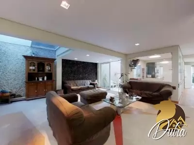 Clínica Indianópolis 335m² 02 Dormitórios 02 Suítes 3 Vagas