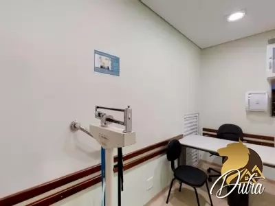 Clínica Indianópolis 335m² 02 Dormitórios 02 Suítes 3 Vagas