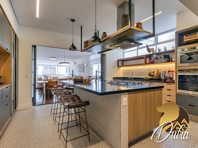 Pernambuco Higienópolis 270m² 03 Dormitórios 02 Suítes 2 Vagas