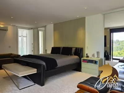 SÃO PAULO II Granja Viana 1300m² 05 Dormitórios 05 Suítes 4 Vagas