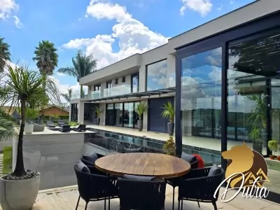 SÃO PAULO II Granja Viana 1300m² 05 Dormitórios 05 Suítes 4 Vagas