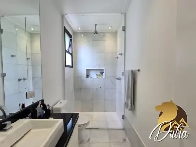 SÃO PAULO II Granja Viana 1300m² 05 Dormitórios 05 Suítes 4 Vagas