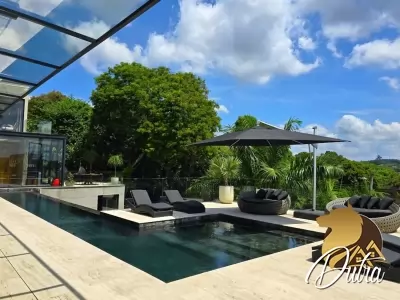 SÃO PAULO II Granja Viana 1300m² 05 Dormitórios 05 Suítes 4 Vagas