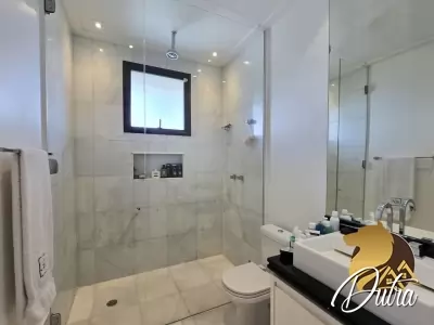 SÃO PAULO II Granja Viana 1300m² 05 Dormitórios 05 Suítes 4 Vagas