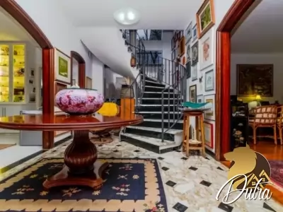 Padrão Jardim Luzitânia 306m² 04 Dormitórios 02 Suítes 6 Vagas