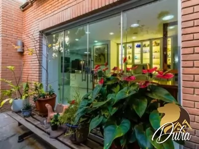 Padrão Jardim Luzitânia 306m² 04 Dormitórios 02 Suítes 6 Vagas