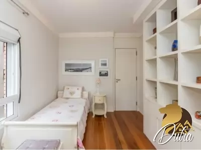 Edifício Itaituba Vila Uberabinha 243m² 03 Dormitórios 03 Suítes 4 Vagas