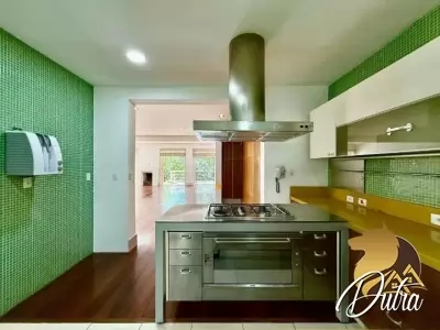 Casa de Condomínio Alto da Boa Vista 442m² 04 Dormitórios 04 Suítes 3 Vagas