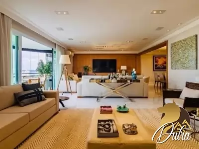 Condominio da Chacara Santa Helena Santo Amaro 350m² 04 Dormitórios 04 Suítes 3 Vagas