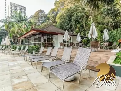 Condominio da Chacara Santa Helena Santo Amaro 350m² 04 Dormitórios 04 Suítes 3 Vagas