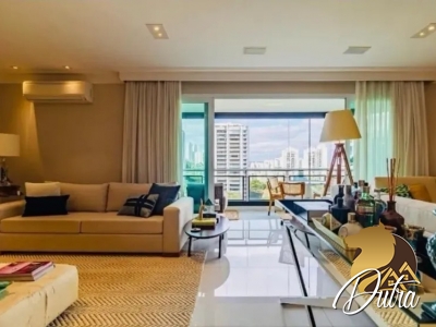 Condominio da Chacara Santa Helena Santo Amaro 350m² 04 Dormitórios 04 Suítes 3 Vagas