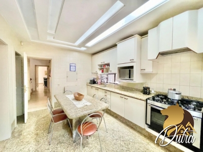 Padrão Interlagos 1182m² 04 Dormitórios 04 Suítes 6 Vagas