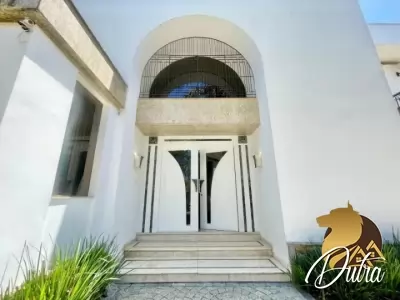 Padrão Interlagos 1182m² 04 Dormitórios 04 Suítes 6 Vagas