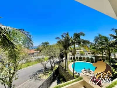 Padrão Interlagos 1182m² 04 Dormitórios 04 Suítes 6 Vagas