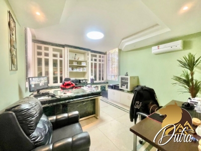 Padrão Interlagos 1182m² 04 Dormitórios 04 Suítes 6 Vagas