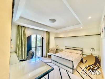 Padrão Interlagos 1182m² 04 Dormitórios 04 Suítes 6 Vagas