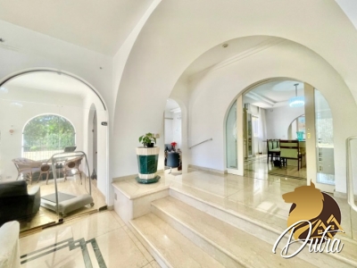 Padrão Interlagos 1182m² 04 Dormitórios 04 Suítes 6 Vagas