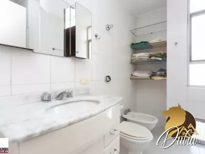 Praça dos Franceses Morro dos Ingleses 240m² 04 Dormitórios 01 Suítes 2 Vagas