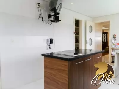 Edifício Adriana Aclimação 240m² 04 Dormitórios 02 Suítes 3 Vagas