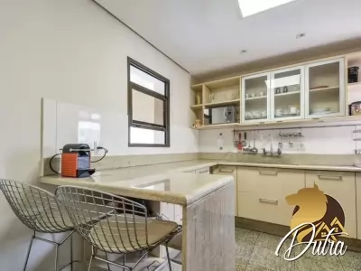 Parque dos Jerivás Moema 227m² 04 Dormitórios 02 Suítes 3 Vagas