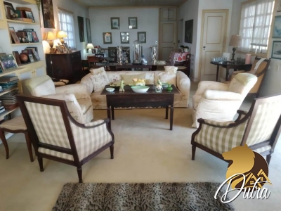 Edifício Villa Borghese Cerqueira César 484m² 04 Dormitórios 02 Suítes 4 Vagas