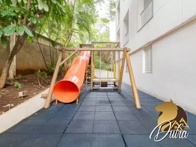 Irma Aguiar de Souza Higienópolis 468m² 04 Dormitórios 02 Suítes 4 Vagas