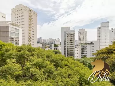 Irma Aguiar de Souza Higienópolis 468m² 04 Dormitórios 02 Suítes 4 Vagas