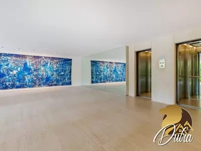 Irma Aguiar de Souza Higienópolis 468m² 04 Dormitórios 02 Suítes 4 Vagas