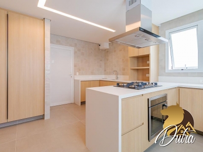 Irma Aguiar de Souza Higienópolis 468m² 04 Dormitórios 02 Suítes 4 Vagas