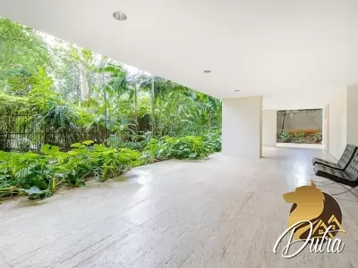 Irma Aguiar de Souza Higienópolis 468m² 04 Dormitórios 02 Suítes 4 Vagas