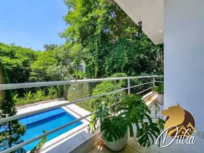 Padrão Cidade Jardim 870m² 04 Dormitórios 04 Suítes 6 Vagas