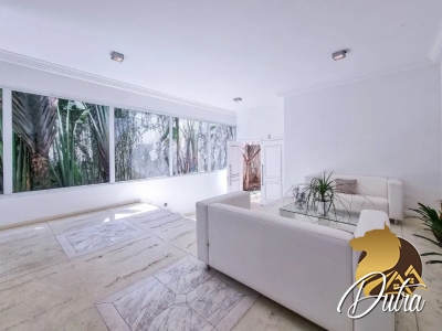 Padrão Cidade Jardim 870m² 04 Dormitórios 04 Suítes 6 Vagas