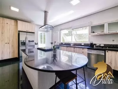 Padrão Cidade Jardim 870m² 04 Dormitórios 04 Suítes 6 Vagas