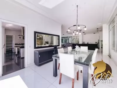 Padrão Cidade Jardim 870m² 04 Dormitórios 04 Suítes 6 Vagas